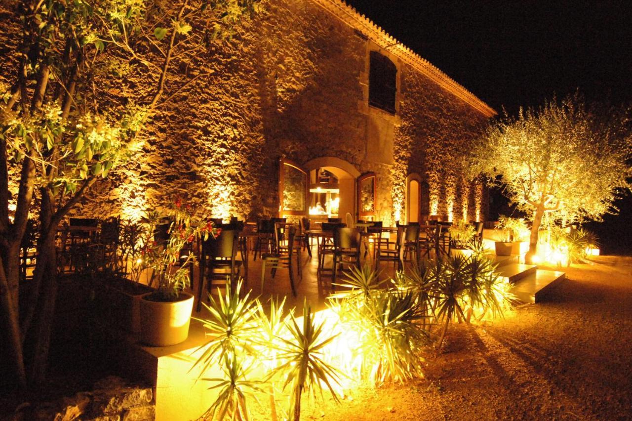 Chateau Du Puits Es Pratx Ginestas Exterior photo